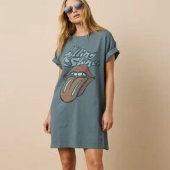American Eagle Rolling Stones Tshirt Dress - Picture 7 of 7
